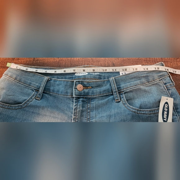 Old Navy Super Skinny Mid Rise Women's Size 12 Light Wash Blue Denim Jeans NWT - Picture 11 of 13